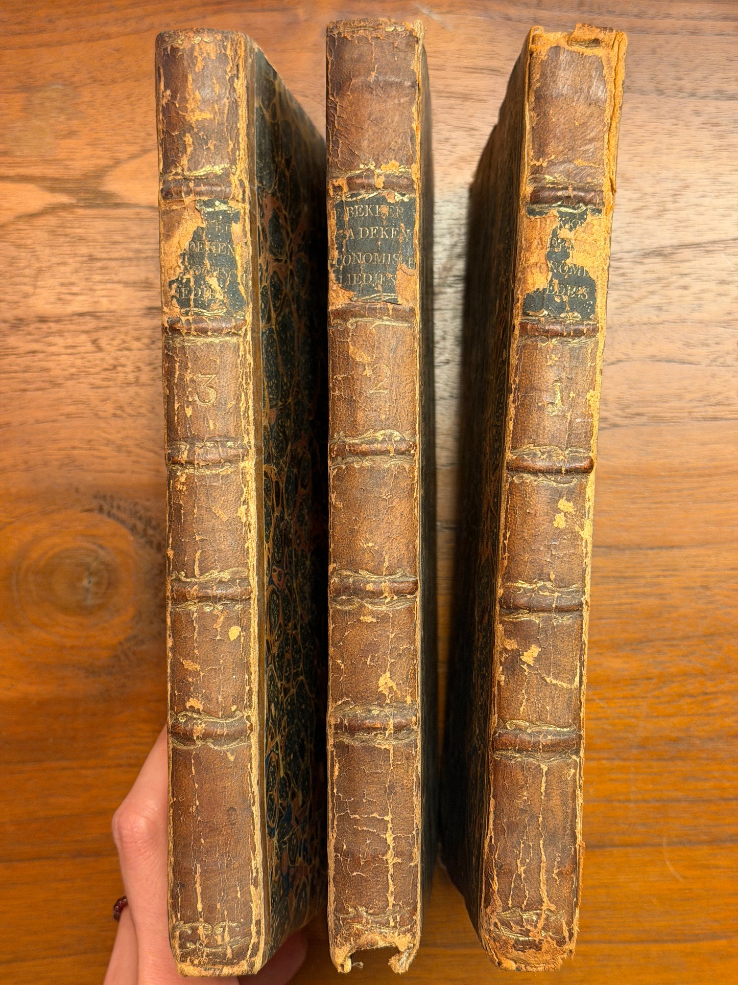 E. Bekker, weduwe A. Wolff en A. Deken, Economische liedjes. 's Graavenhaage, Isaac van Kleef, 1781