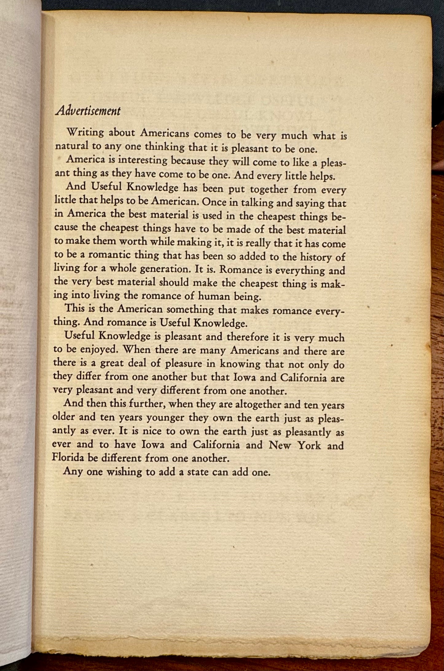 Gertrude Stein, Useful knowledge. New York, Payson and Clarke, 1928