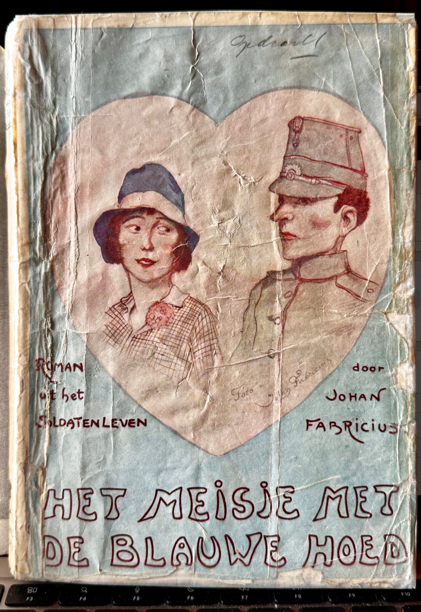 Johan Fabricius, Het meisje met de blauwe hoed. Den Haag, H.P. Leopold, 1927