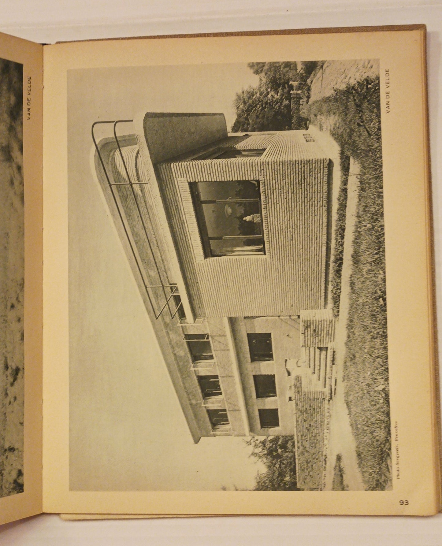 [Architecture] Maurice Casteels L’Art moderne primitif. Préface d’Henry van de Velde.