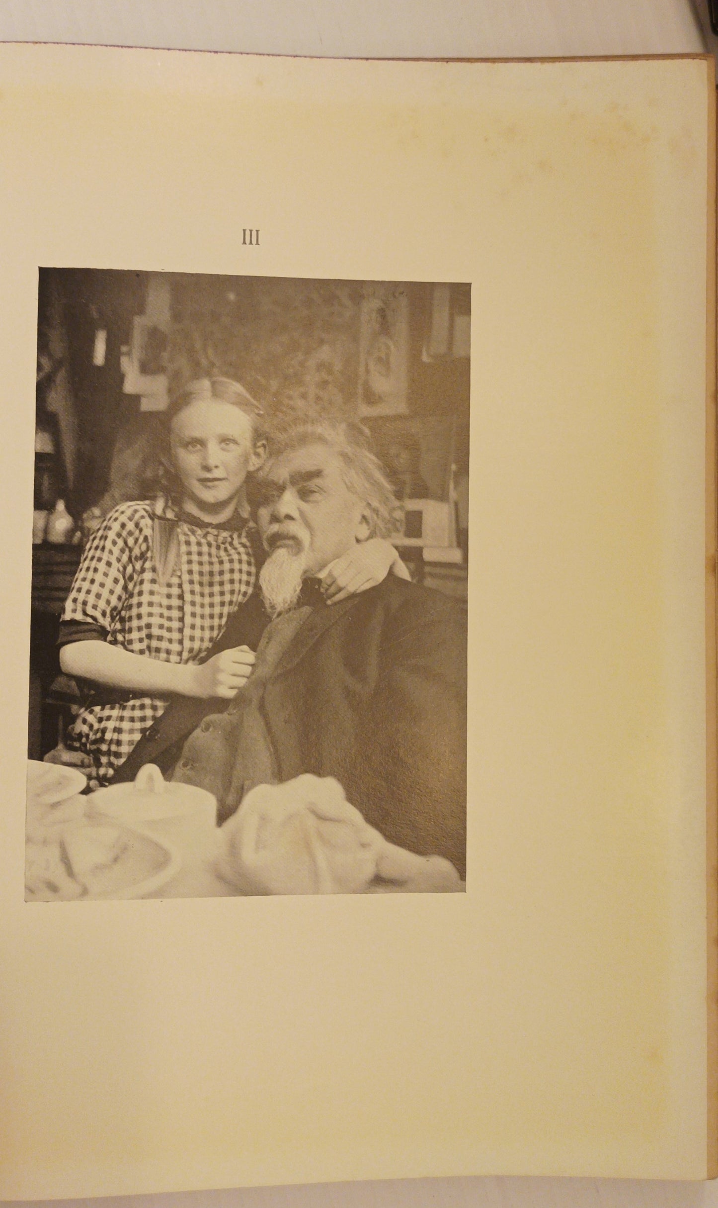 [Jan Toorop] Wouter Lutkie. Van Toorop naar Mussolini. [Met reproducties naar teekeningen en foto’s van Jan Toorop en één teekening van Joan Collette.]