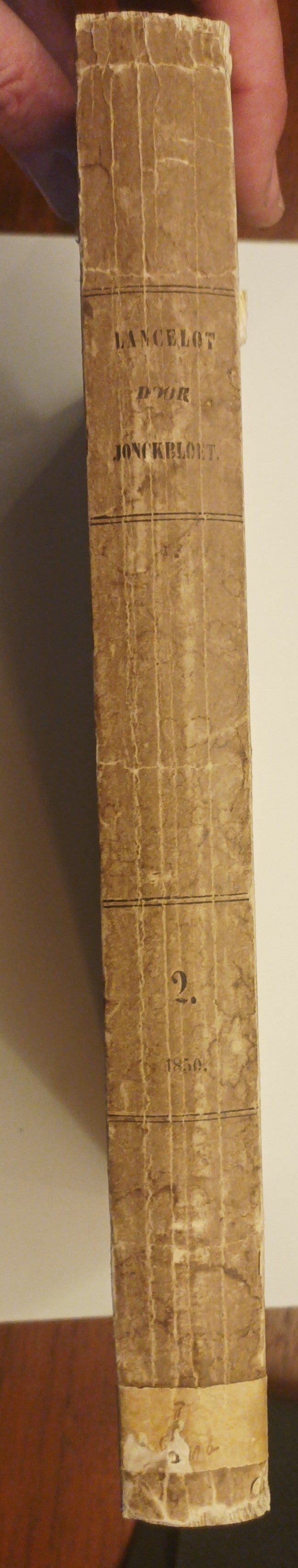 W.J.A. Jonckbloet. Roman van Lancelot. (XIIIe eeuw) naar het (eenig bekende) handschrift der Koninklijke Bibliotheek: op gezag van het gouvernement uitgegeven.