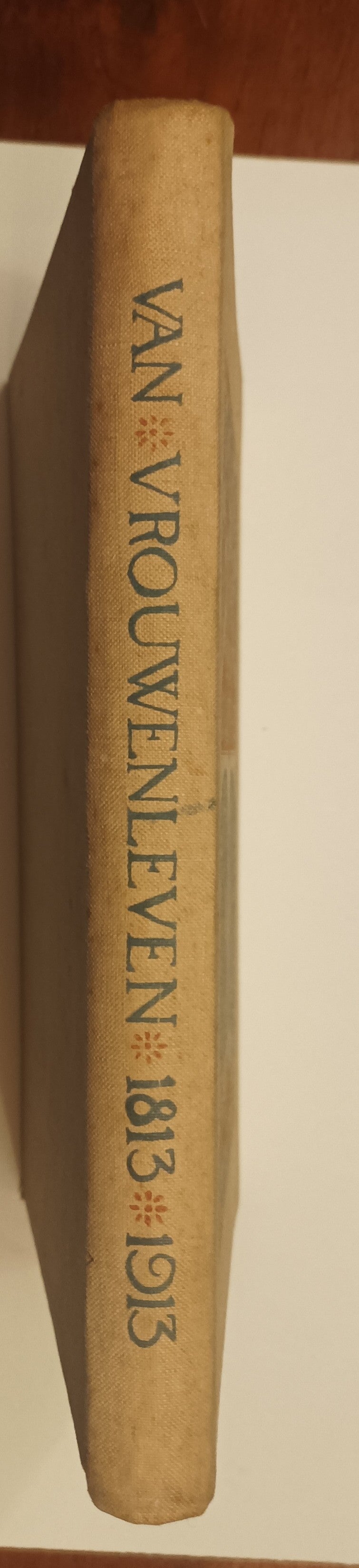[Art Nouveau. Feminisme] Diverse auteurs. Van Vrouwenleven 1813-1913.