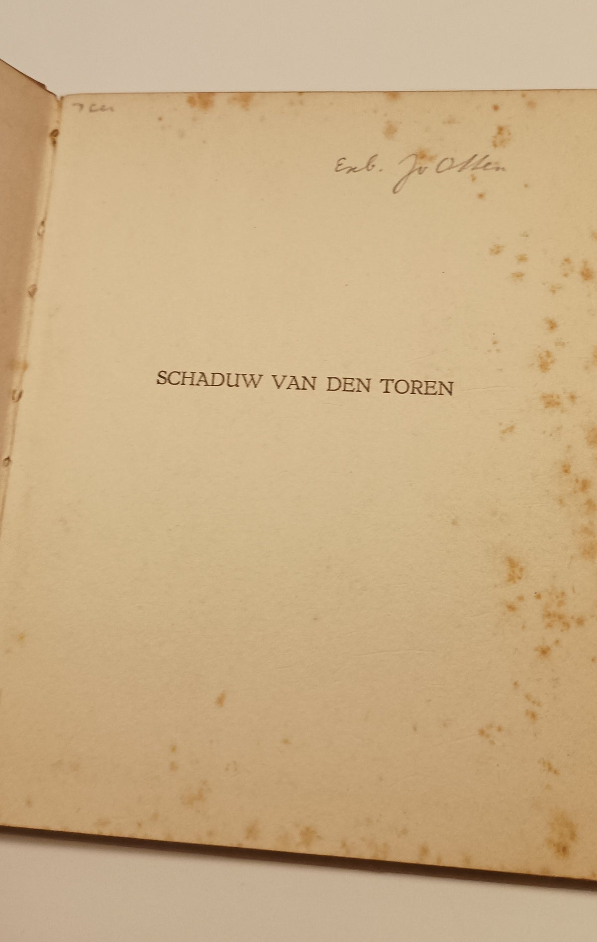 [Gesigneerd.] Miek Janssen. Schaduw van den toren. Verzen. Teekeningen door Jan Toorop. Amst