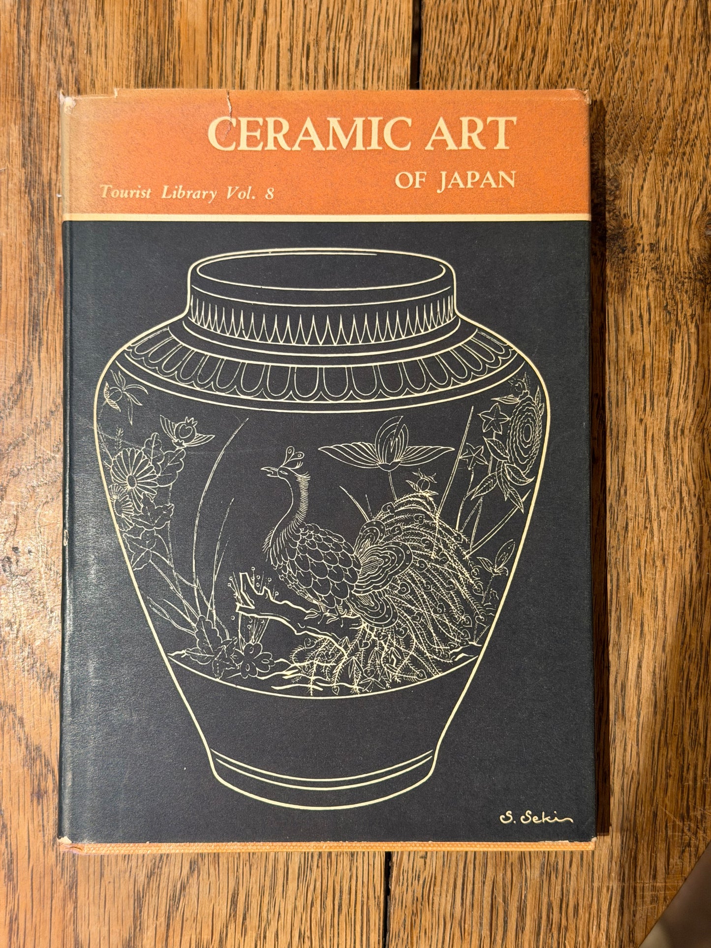 CERAMIC ART OF JAPAN BY TADANARI MITSUOKA