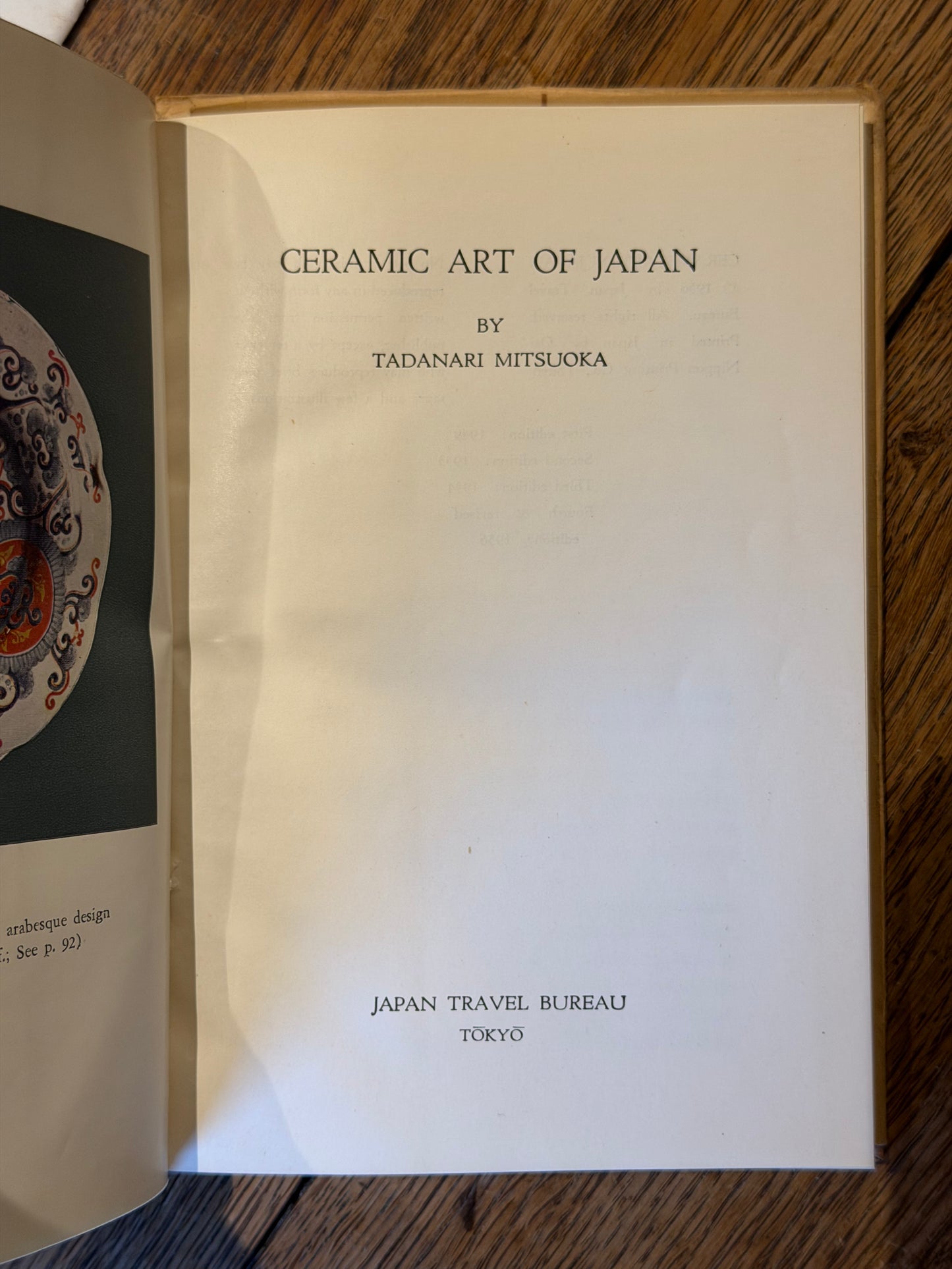 CERAMIC ART OF JAPAN BY TADANARI MITSUOKA