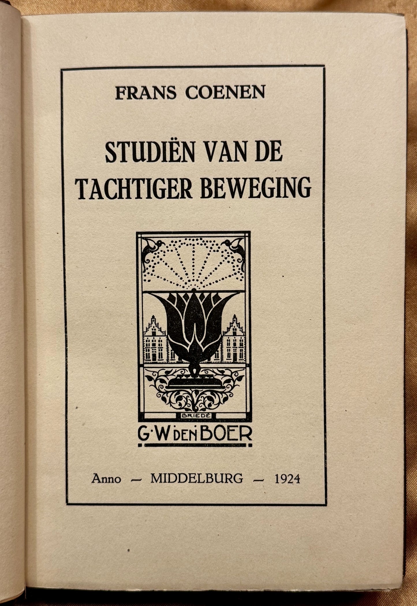 Coenen, Frans. Studiën van de Tachtiger beweging. Middelburg, De Boer, 1924.