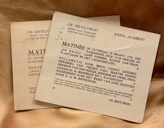 [Avantgarde. Marsman] Vier oorspronkelijke uitnodigingen voor evenementen van De Distelvinck. Kring van vrienden van de Vrije Bladen aan Jan Coebergh, 1923-25.