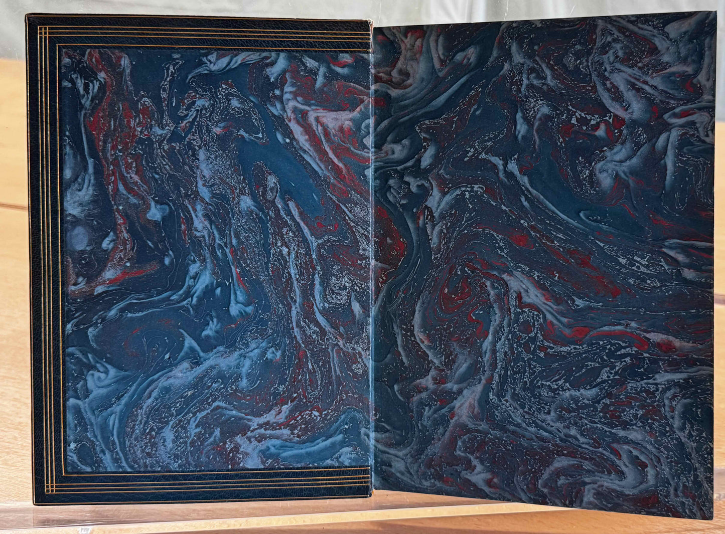 [LUXE] Nijlen, Jan van Het aangezicht der aarde. Arnhem, Palladium, 1923.