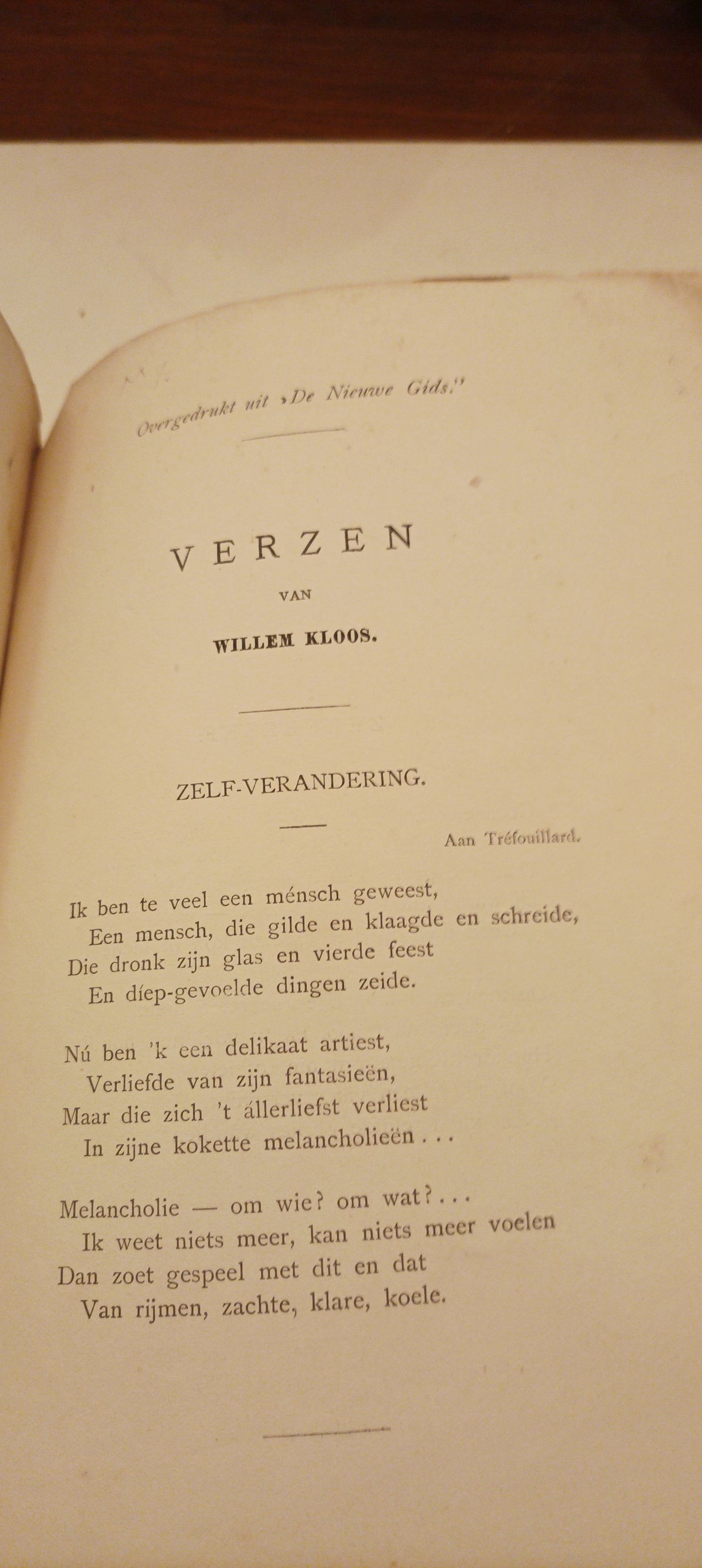 [Gesigneerd. Fotografie. Jessurun de Mesquita] Willem Kloos. [12] Verzen + Literaire kroniek [over Hélène Swarth].