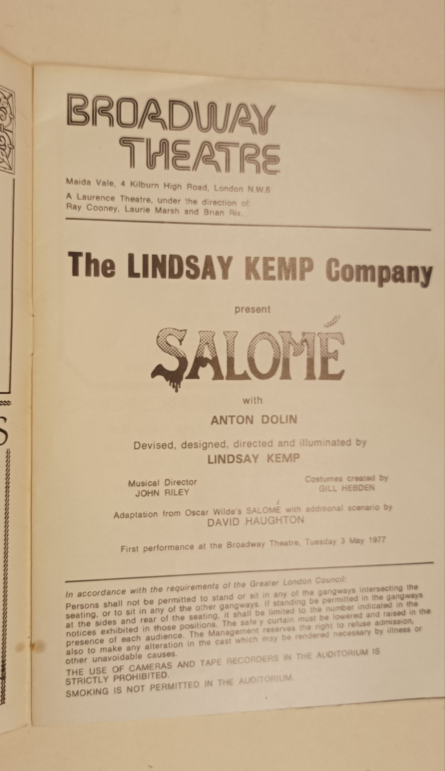 LHBTQ+ History] The Lindsay Kemp Company. Salomé.
